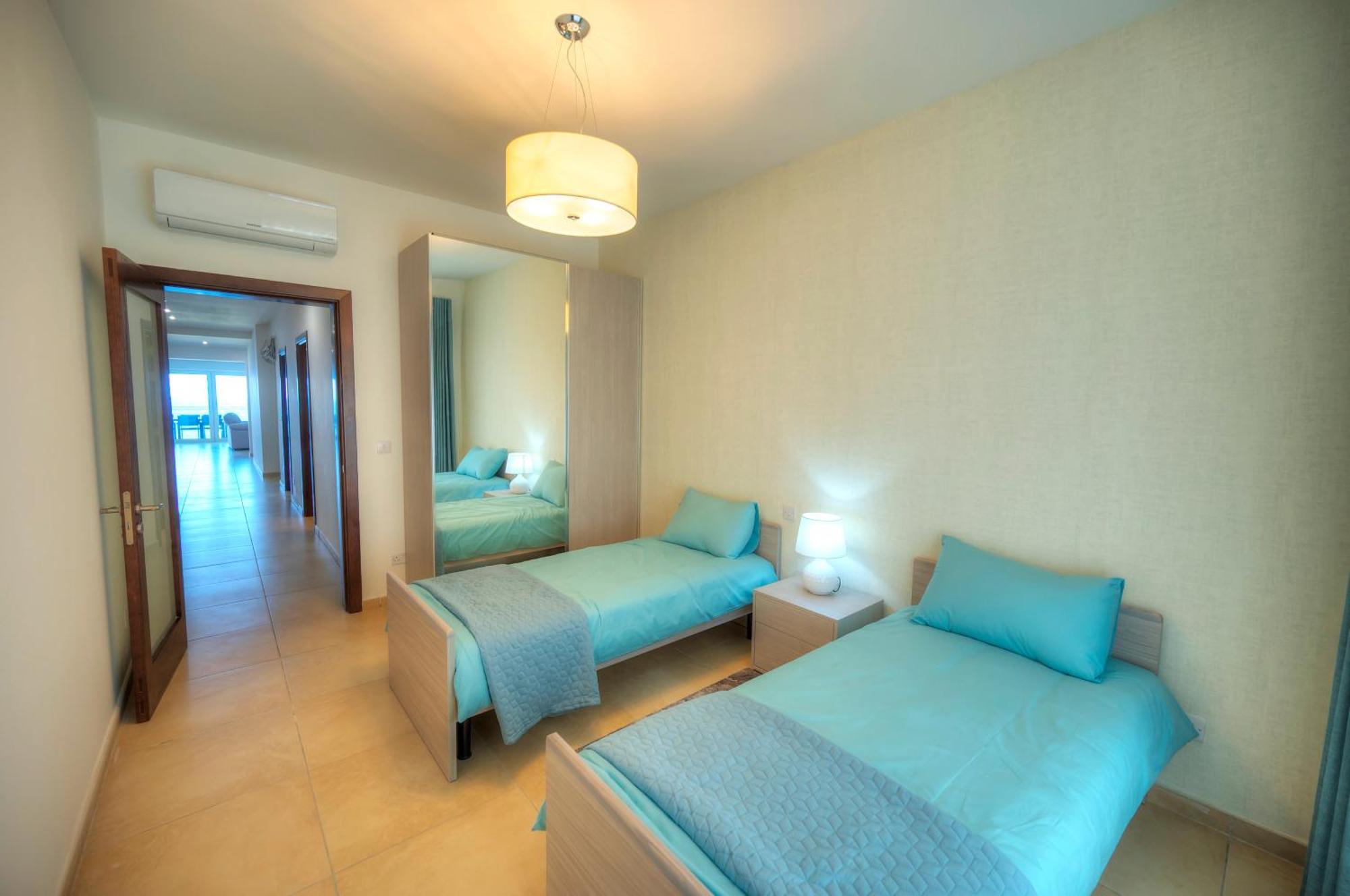 Fort Cambridge Apartments Sliema Exteriör bild