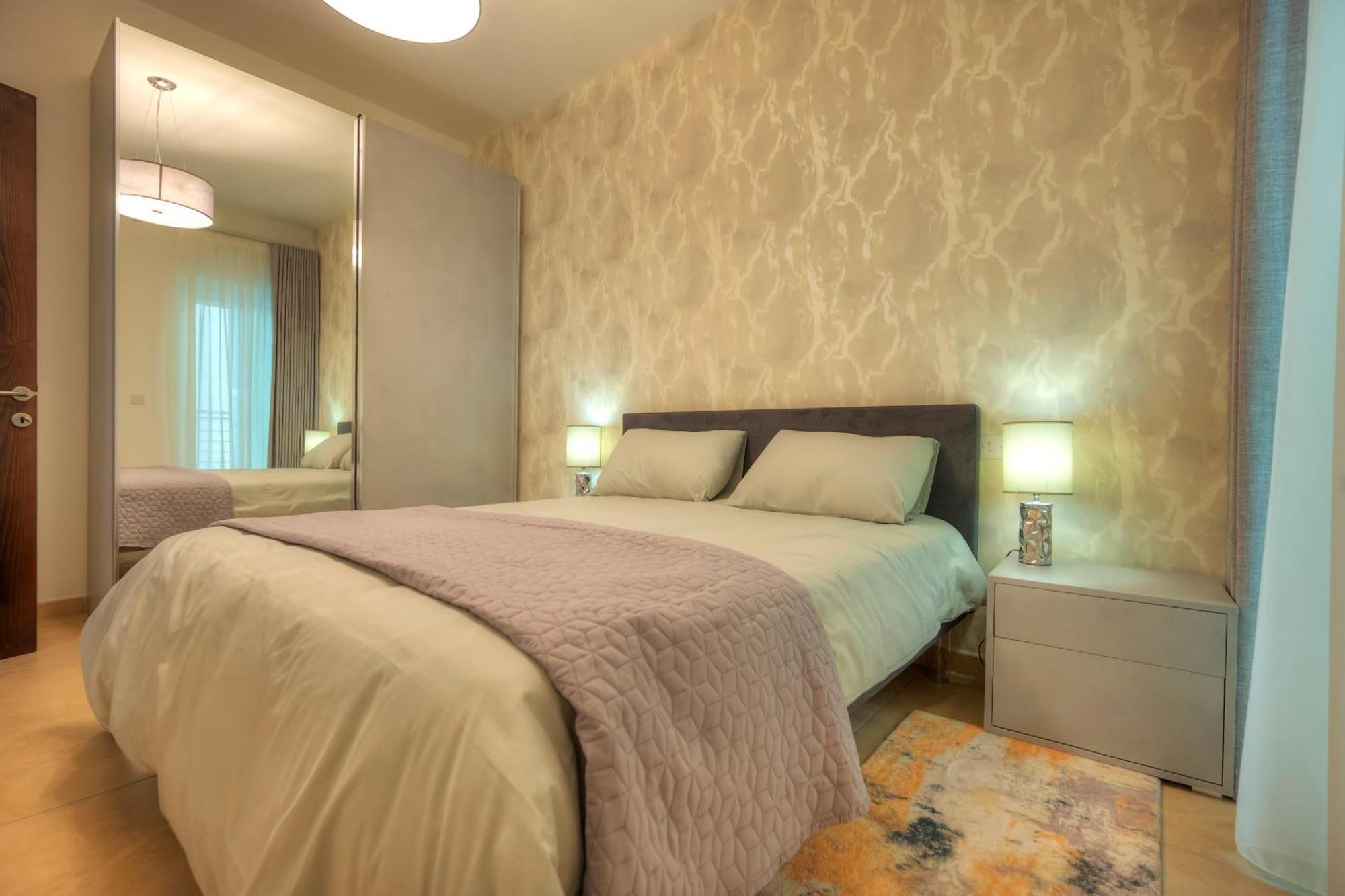 Fort Cambridge Apartments Sliema Exteriör bild