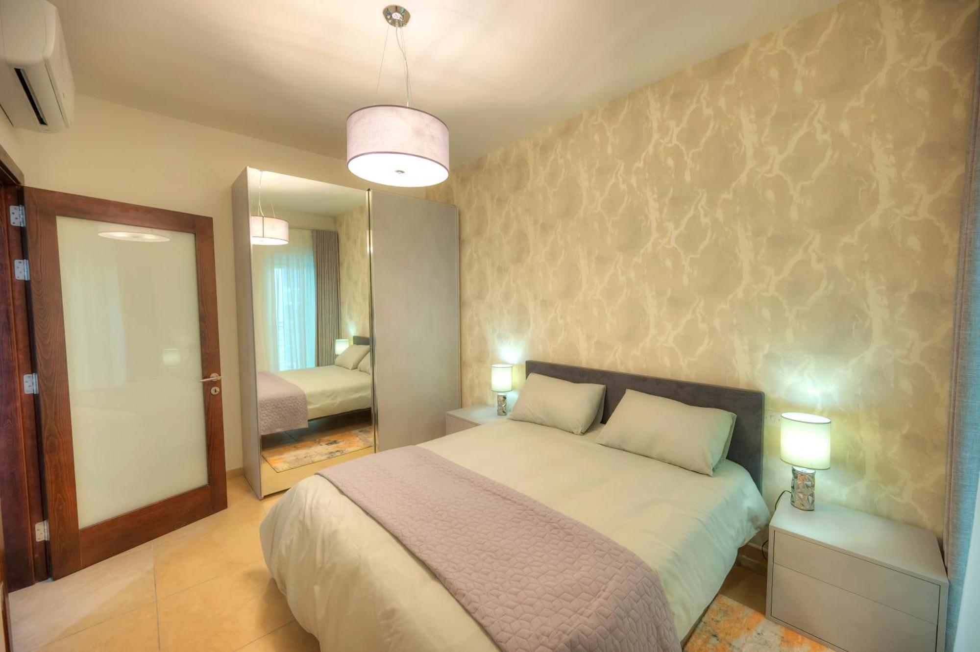Fort Cambridge Apartments Sliema Exteriör bild