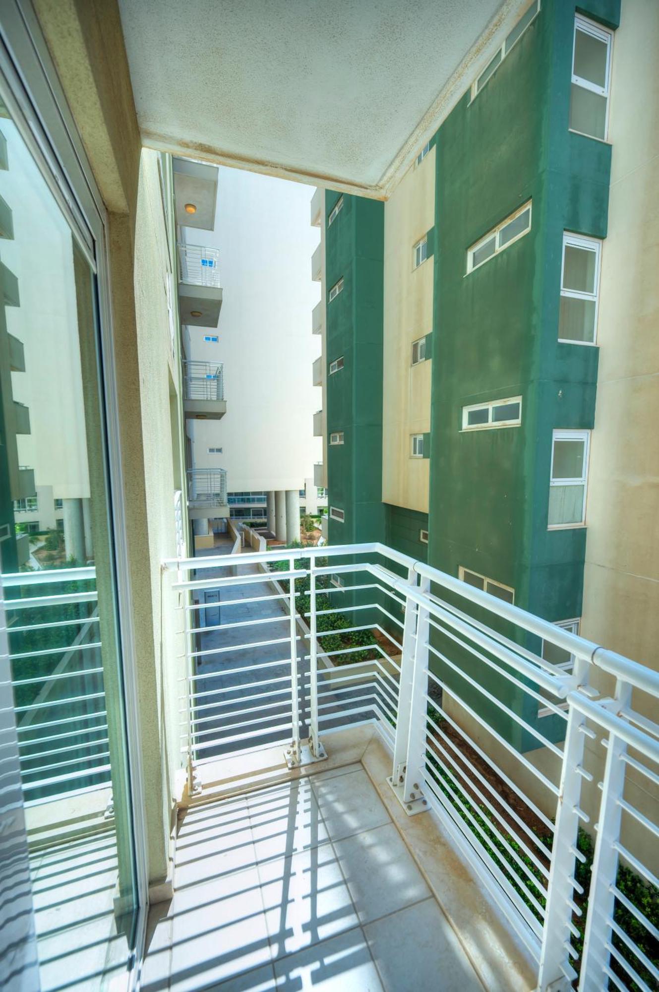 Fort Cambridge Apartments Sliema Exteriör bild