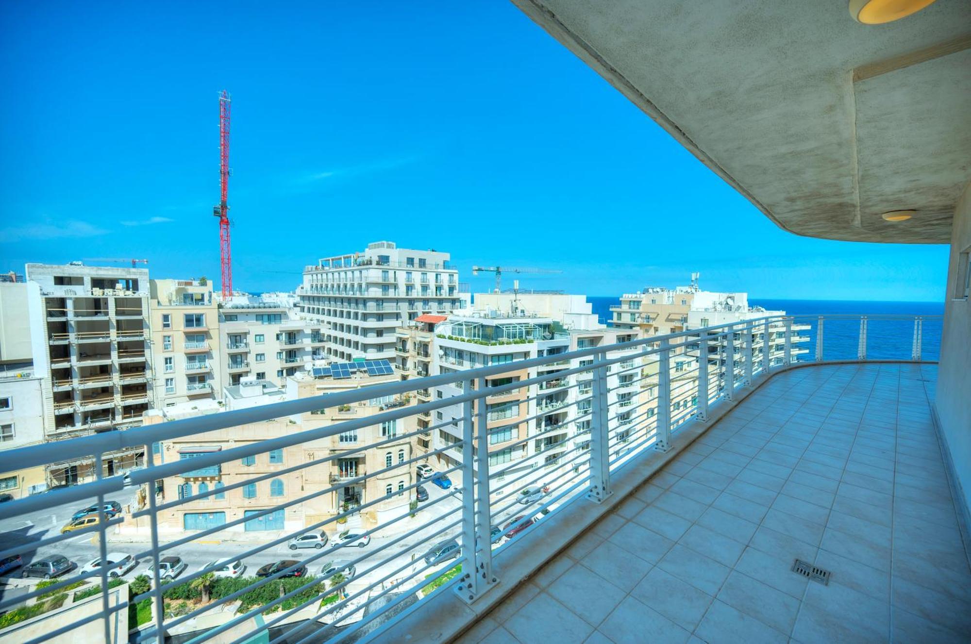 Fort Cambridge Apartments Sliema Exteriör bild